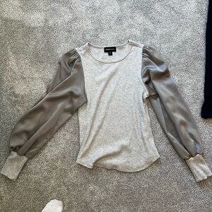 Long sleeve top, barely worn